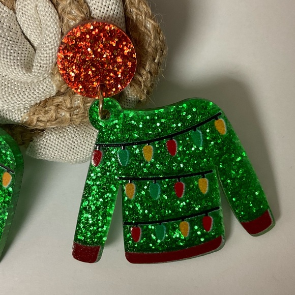 ❤️Christmas Sweater Earrings💚 - Picture 3 of 5